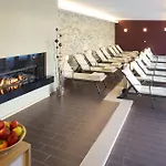 호텔 Zum Stein Wellness & Genuss