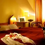 Zum Stein Wellness & Genuss Ξενοδοχείο Oranienbaum-Woerlitz