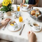 Zum Stein Wellness & Genuss 4*