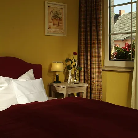 Ringhotel Zum Stein Hotel 4*