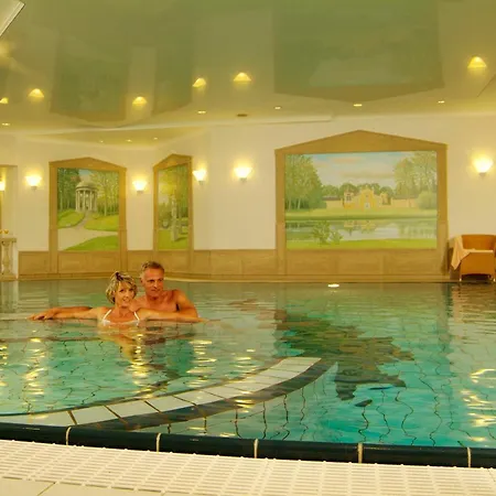 Zum Stein Wellness & Genuss Ораниенбаум-Вёрлиц