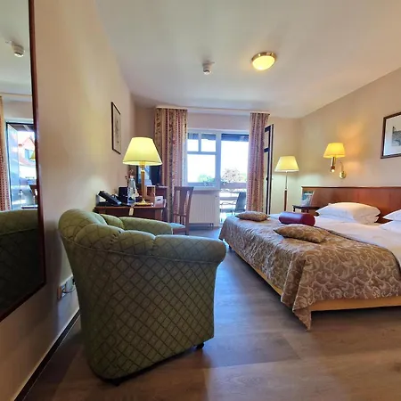 Zum Stein Wellness & Genuss Hotel
