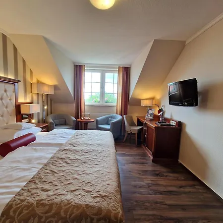 فندق Zum Stein Wellness & Genuss