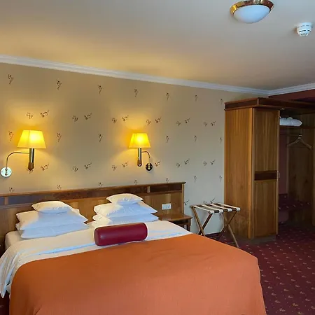 Zum Stein Wellness & Genuss Hotel