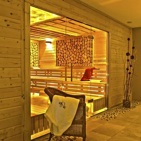 Zum Stein Wellness & Genuss 4*