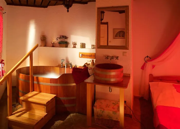 Отель Zum Stein Wellness & Genuss Ораниенбаум-Вёрлиц