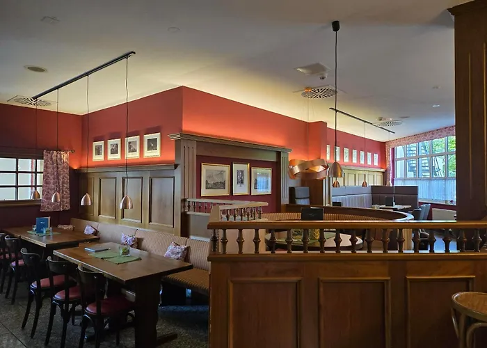 Hotel Zum Stein Wellness & Genuss 4*