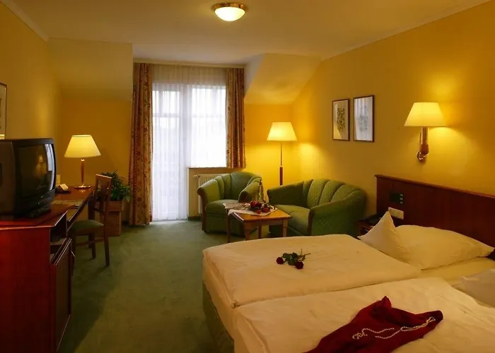 Zum Stein Wellness & Genuss Hotel