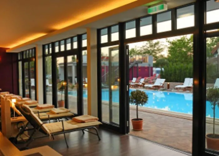 Отель Zum Stein Wellness & Genuss Ораниенбаум-Вёрлиц