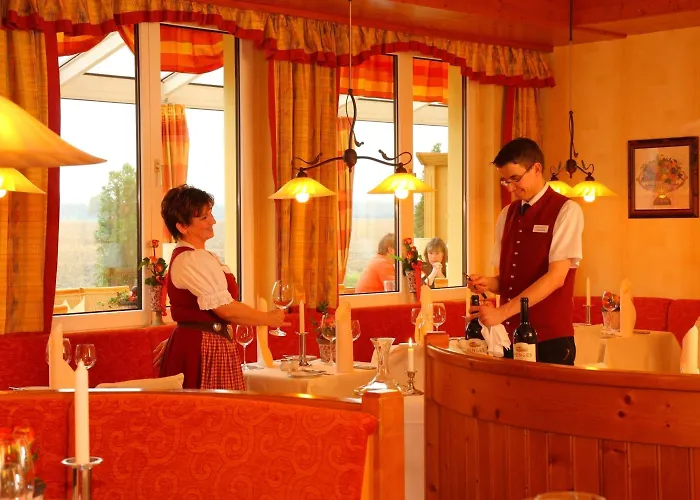 Hotel Zum Stein Wellness & Genuss 4*