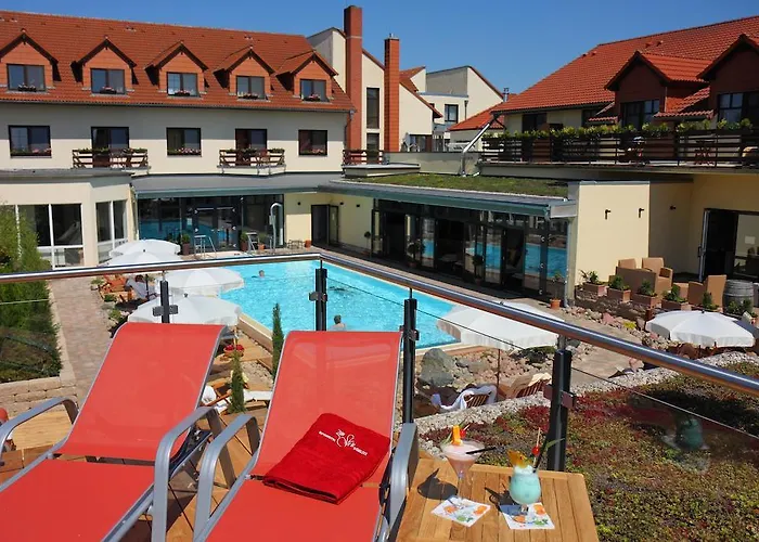 Zum Stein Wellness & Genuss Отель Ораниенбаум-Вёрлиц